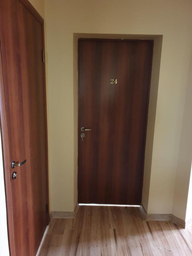 Babilonas Hotel Plunge Buitenkant foto